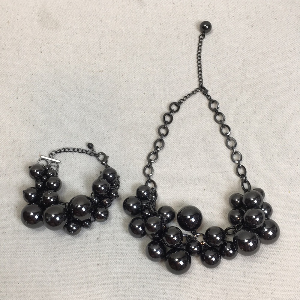 Gunmetal grey bead statement necklace bracelet set